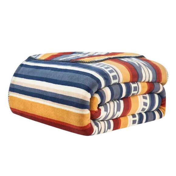 QUEEN SIZE Pendleton plush blanket - NEW WITH TAGS - Pendleton QUEEN Blanket - Picture 6 of 6